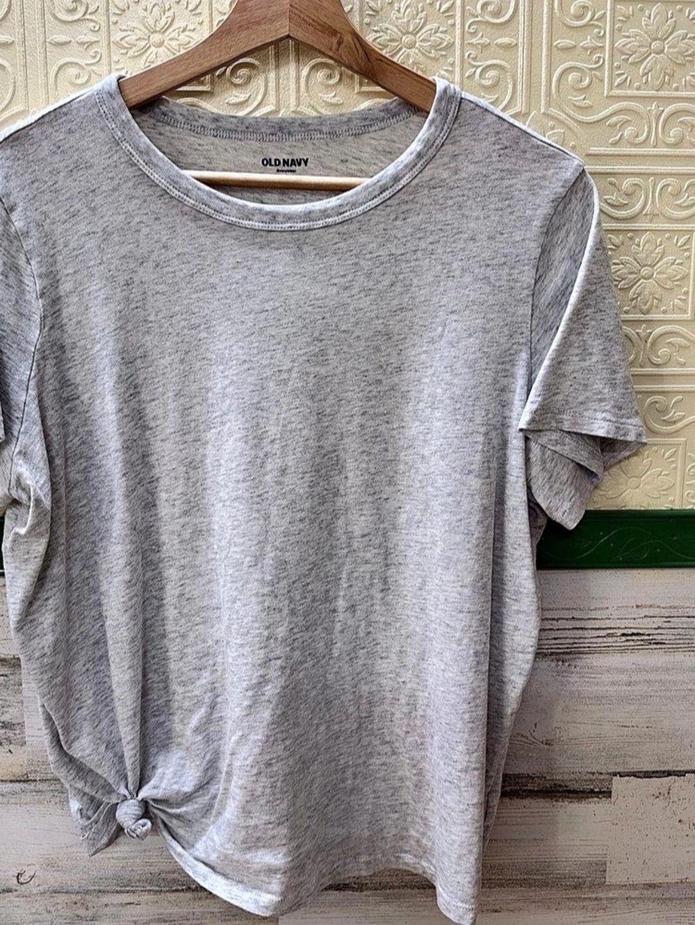 Old Navy Everywear Short-Sleeve T-Shirt Gray Large
